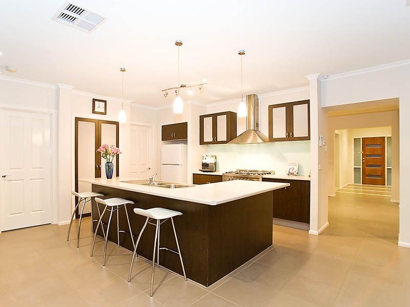 45  Melfin Drive, Hillside VIC 3037