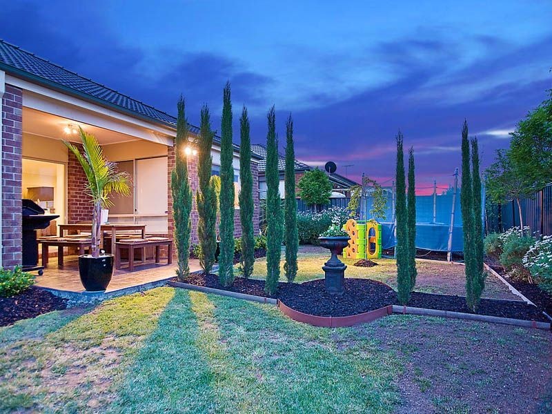 45  Melfin Drive, Hillside VIC 3037