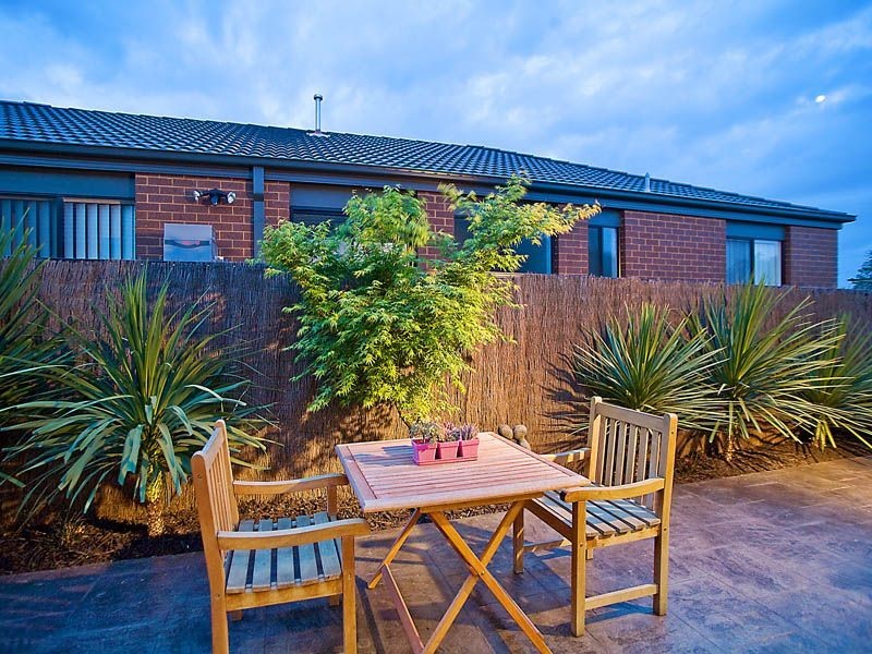 45  Melfin Drive, Hillside VIC 3037