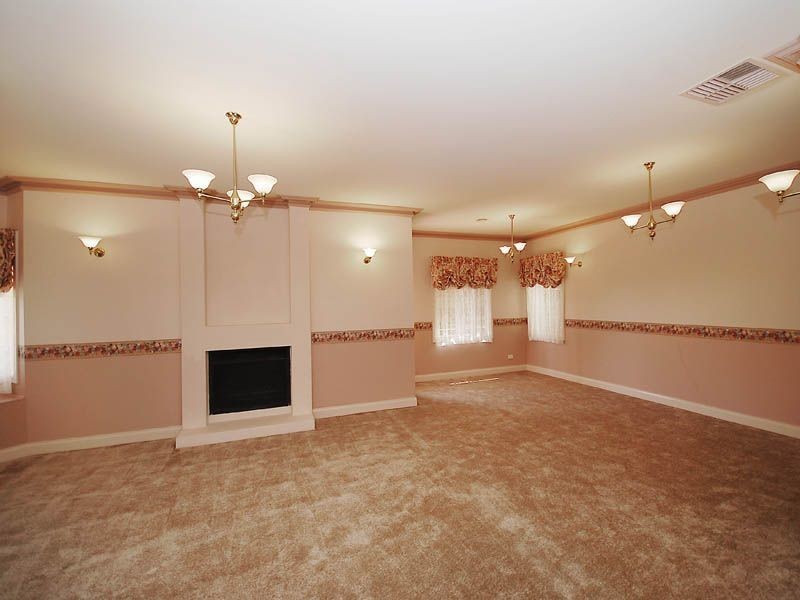 14 The Regency, Hillside VIC 3037