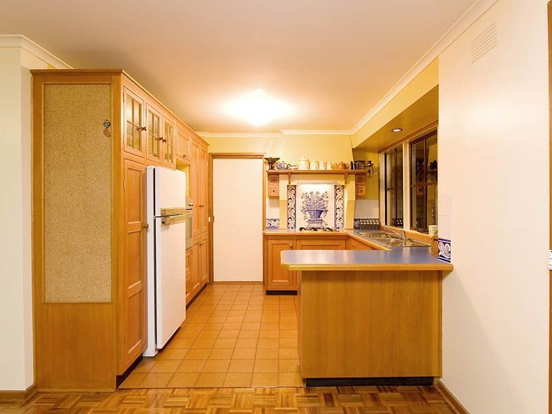 35 Odessa Avenue, Keilor Downs VIC 3038