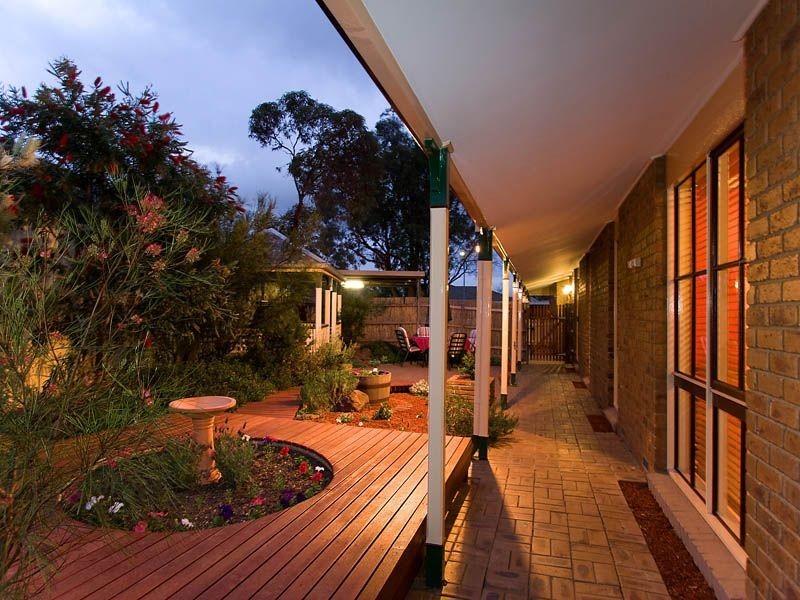 35 Odessa Avenue, Keilor Downs VIC 3038