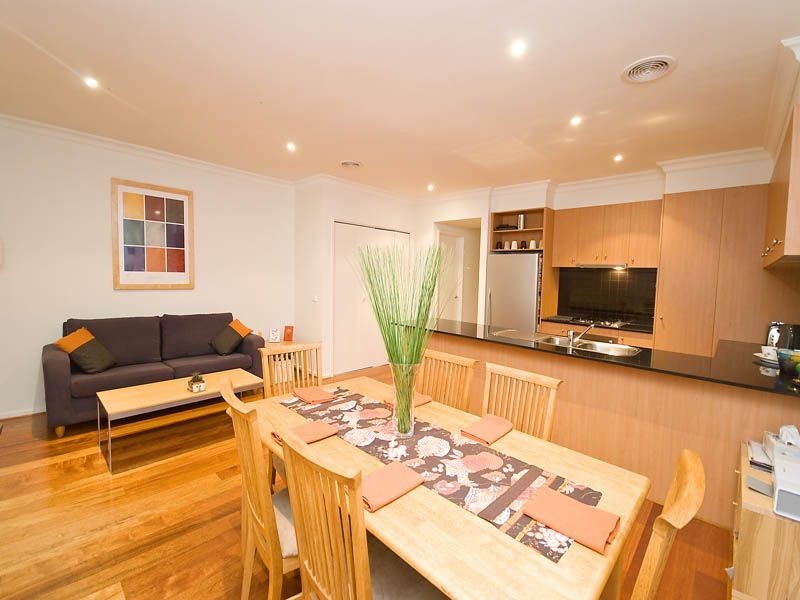 15 Wentworth Drive, Taylors Lakes VIC 3038