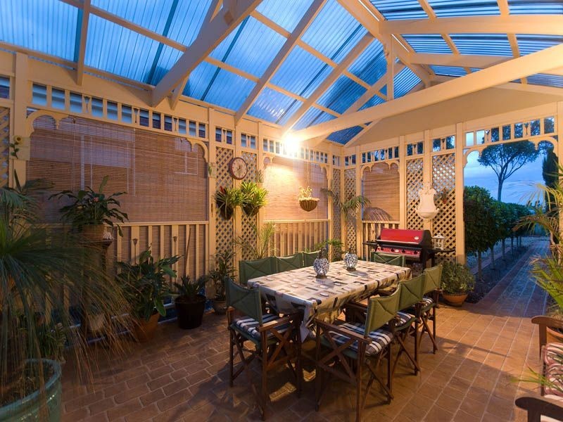 12 The Regency, Hillside VIC 3037