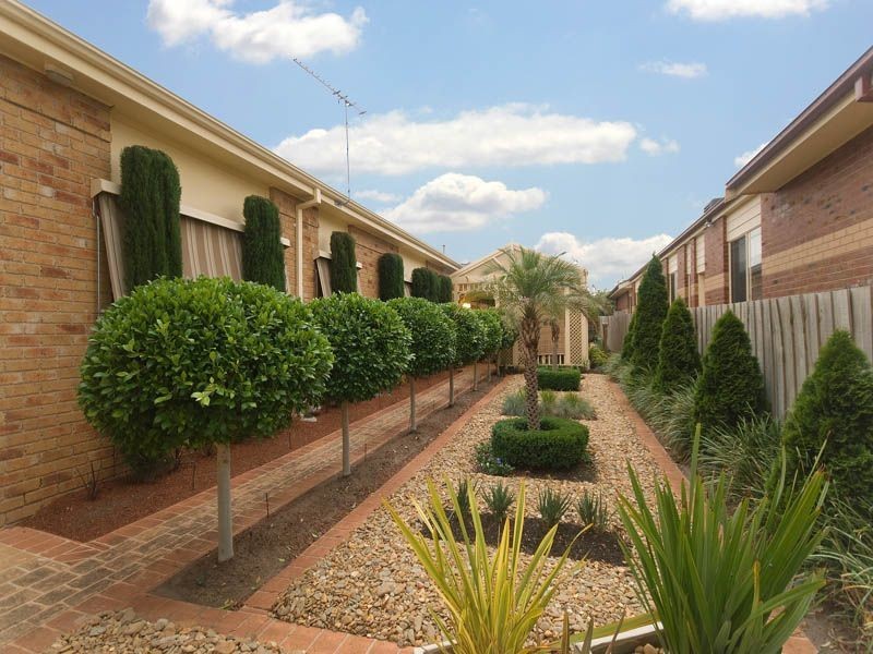 12 The Regency, Hillside VIC 3037