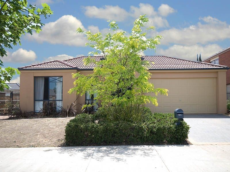 4 Taylors Hill Boulevard, Taylors Hill VIC 3037