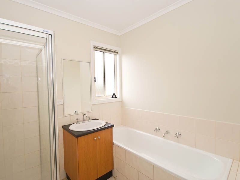 3/67-69 Pecks Road, Sydenham VIC 3037