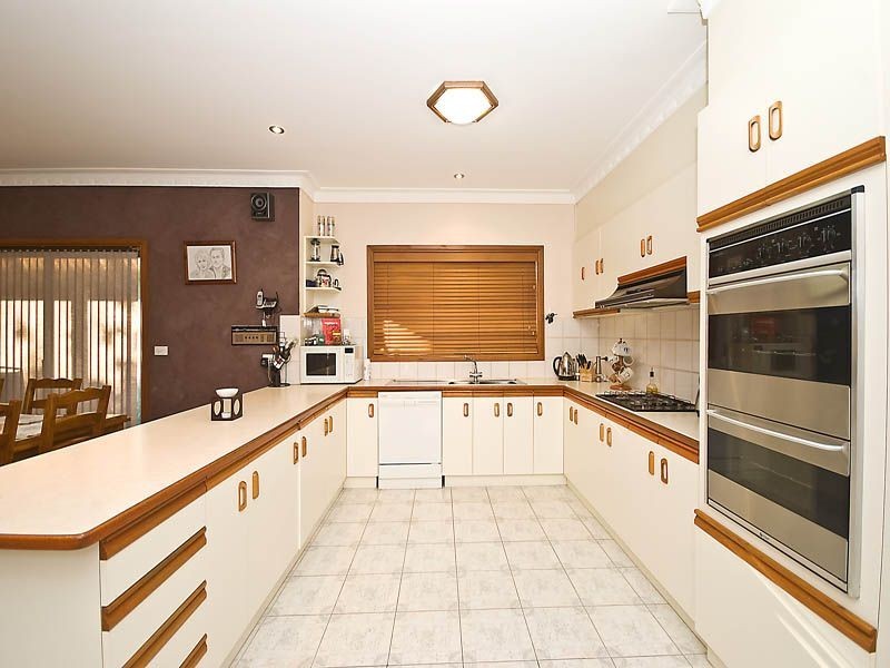 3 Denbigh Court, Keilor VIC 3036