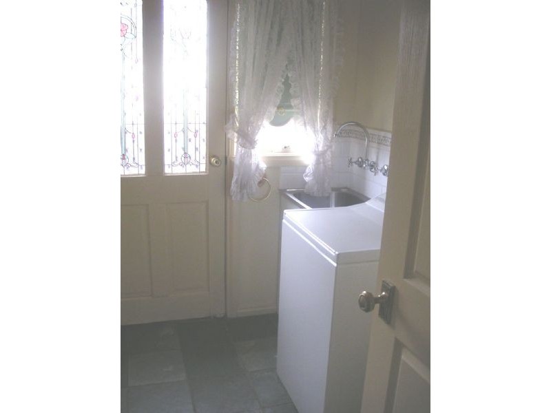 2 Anakie Walk, Delahey VIC 3037