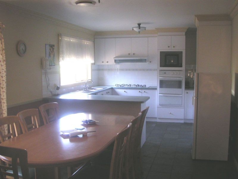 2 Anakie Walk, Delahey VIC 3037