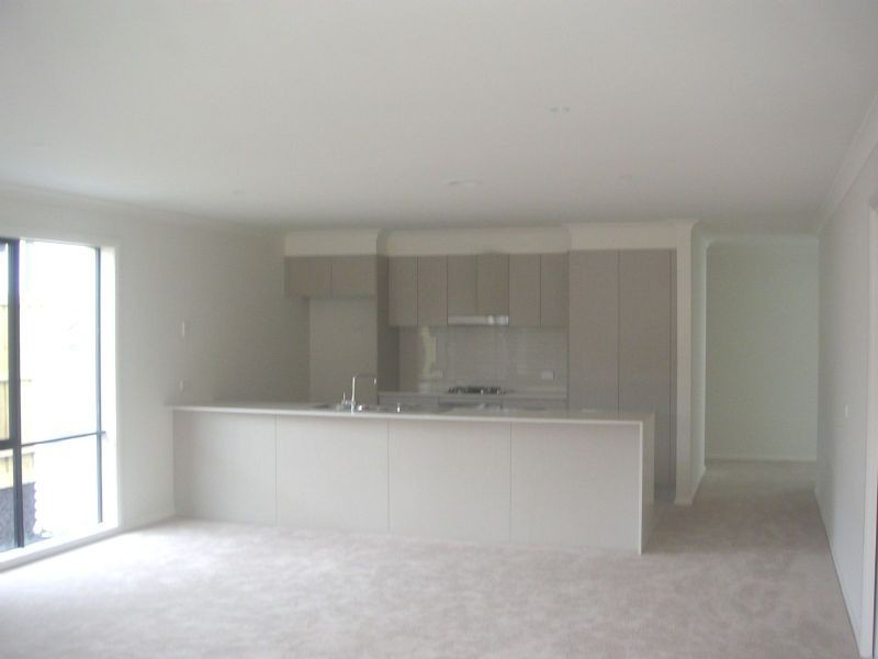 38 Belleville Close, Burnside VIC 3023