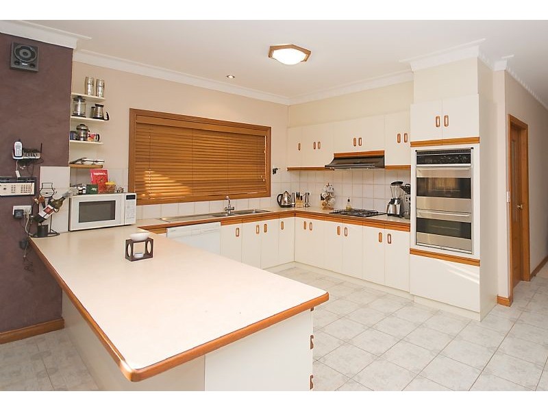 3 Denbigh Court, Keilor VIC 3036