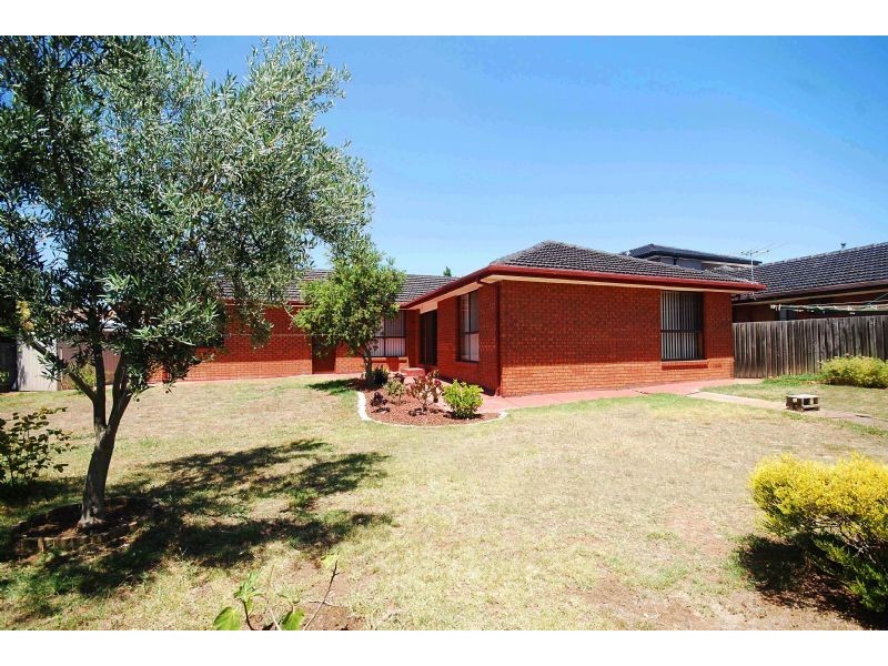 10 Swift Court, Keilor Downs VIC 3038