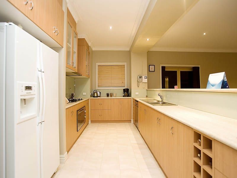 11 Abelia Court, Hillside VIC 3037