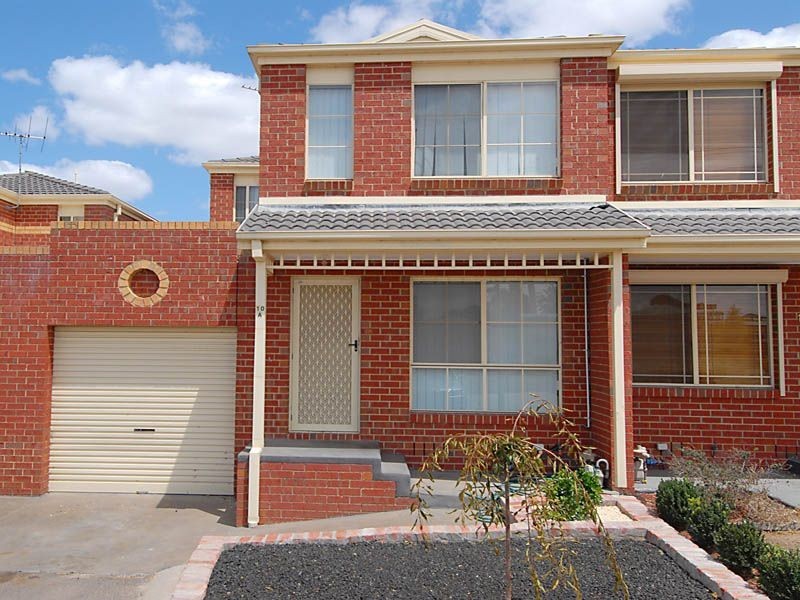 10a Village Avenue, Taylors Lakes VIC 3038