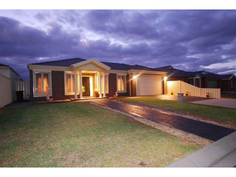 79  Timele Drive, Hillside VIC 3037
