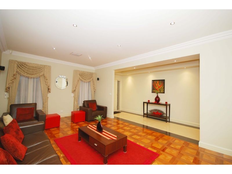 79  Timele Drive, Hillside VIC 3037