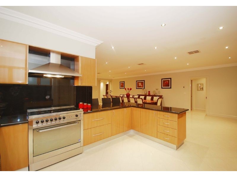 79  Timele Drive, Hillside VIC 3037