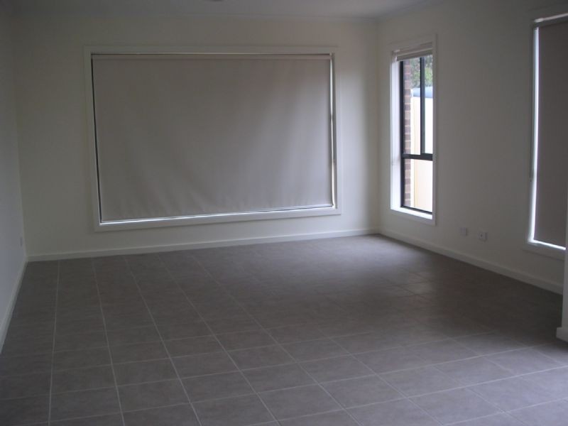 2/10 Goodwood Drive, Keilor Downs VIC 3038