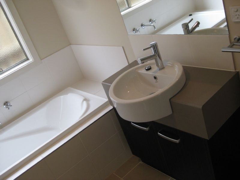 25 Lucus Terrace, Taylors Hill VIC 3037