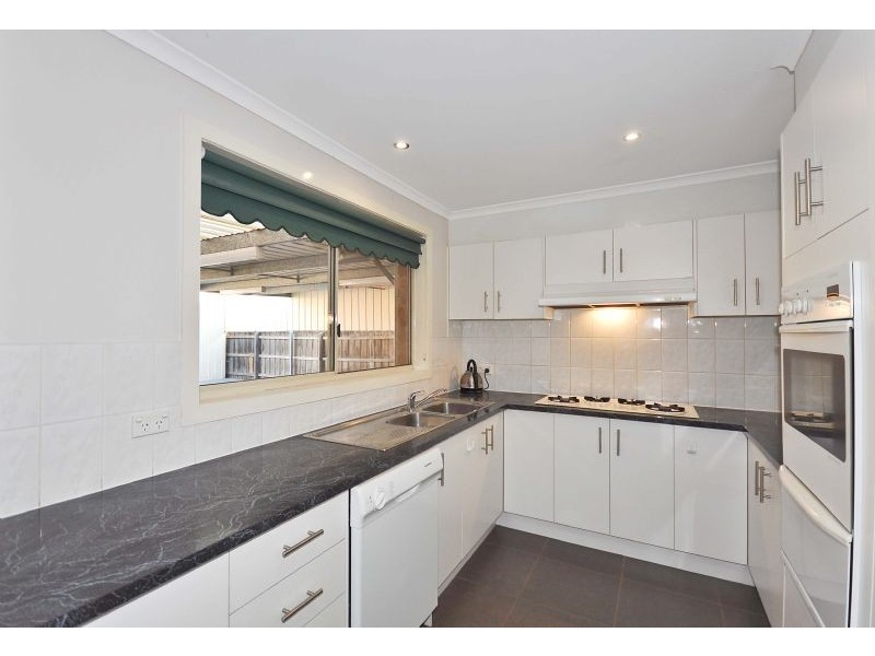 38  John Paul Drive, Hillside VIC 3037