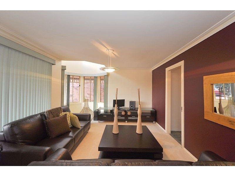 31 Wakelin Crescent, Taylors Lakes VIC 3038