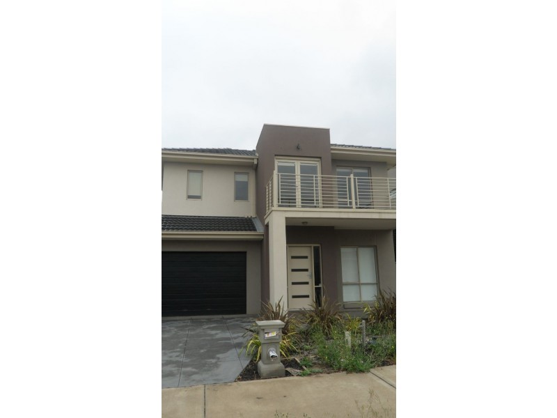 48 College Street, Caroline Springs VIC 3023