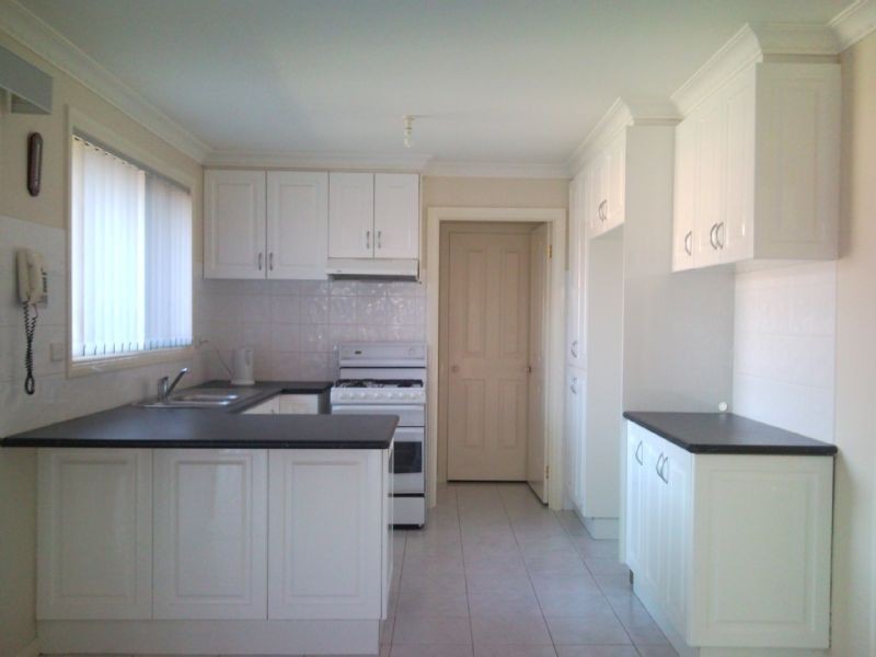 9  Hackett Court, Delahey VIC 3037