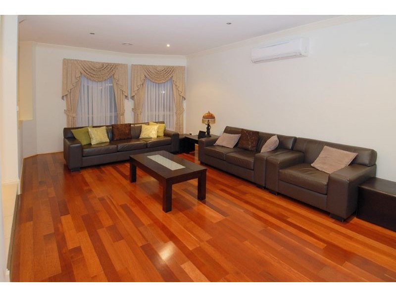 13  Marner Avenue, Hillside VIC 3037