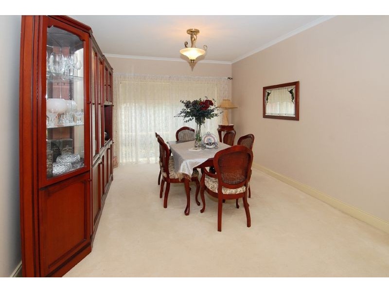 15 Duchess Court, Hillside VIC 3037