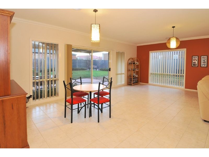 16 The Willows, Hillside VIC 3037