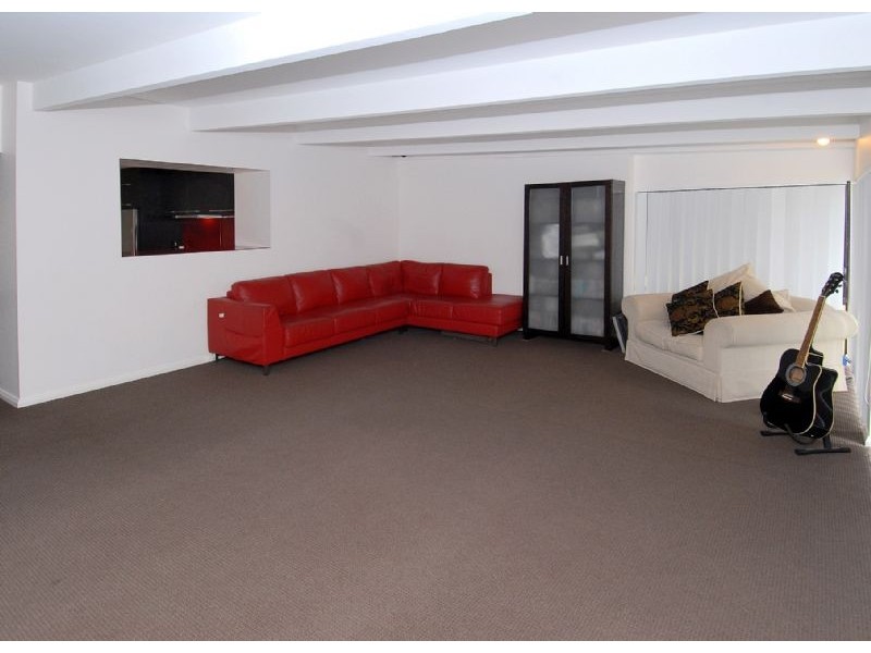 18 Rowan Drive, Kealba VIC 3021