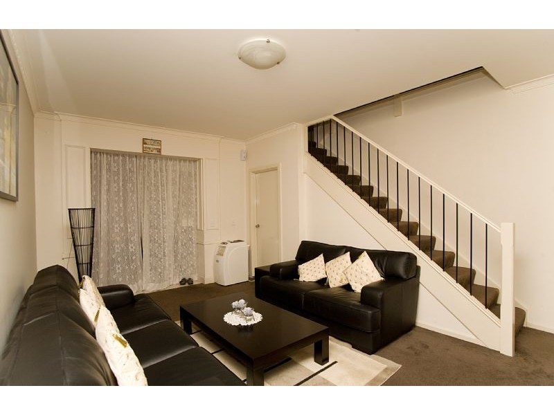 5/11 Tricky Avenue, Sydenham VIC 3037