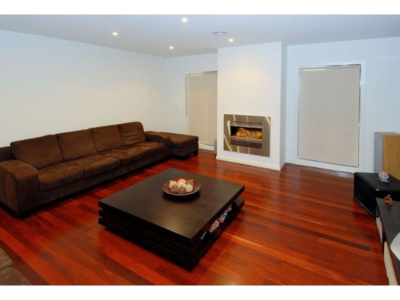 8 Windmill Rise, Hillside VIC 3037