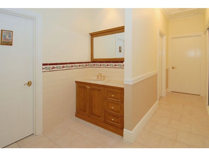 4 Apollo Court, Hillside VIC 3037