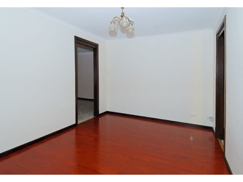 34 Cocoparra Crescent, Taylors Lakes VIC 3038