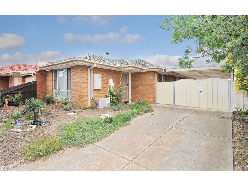3 Poa Court, Delahey VIC 3037