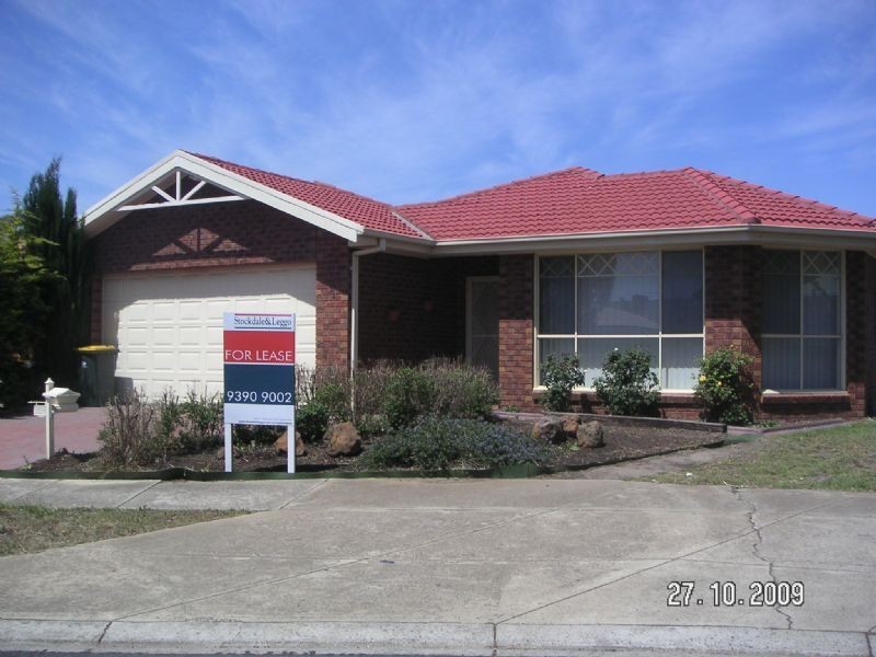 1 Calais Court, Sydenham VIC 3037