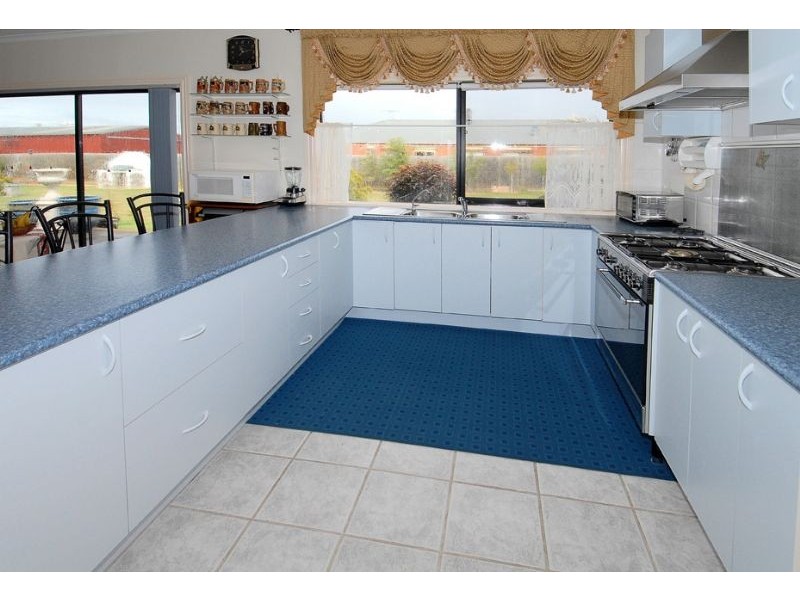 9-11 Beattys Road, Hillside VIC 3037