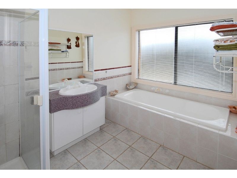 9-11 Beattys Road, Hillside VIC 3037