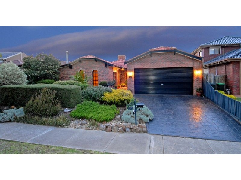 12 Guildford Court, Keilor Downs VIC 3038