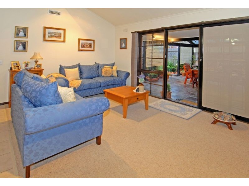 12 Guildford Court, Keilor Downs VIC 3038