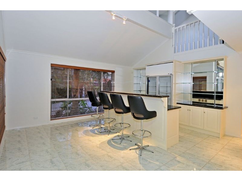 8 The Regency, Hillside VIC 3037