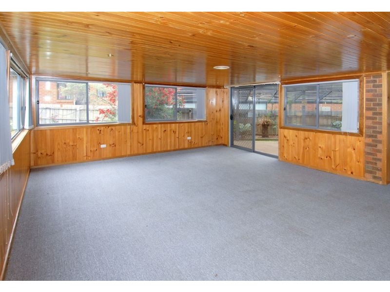 12 Sambuco Court, Sydenham VIC 3037