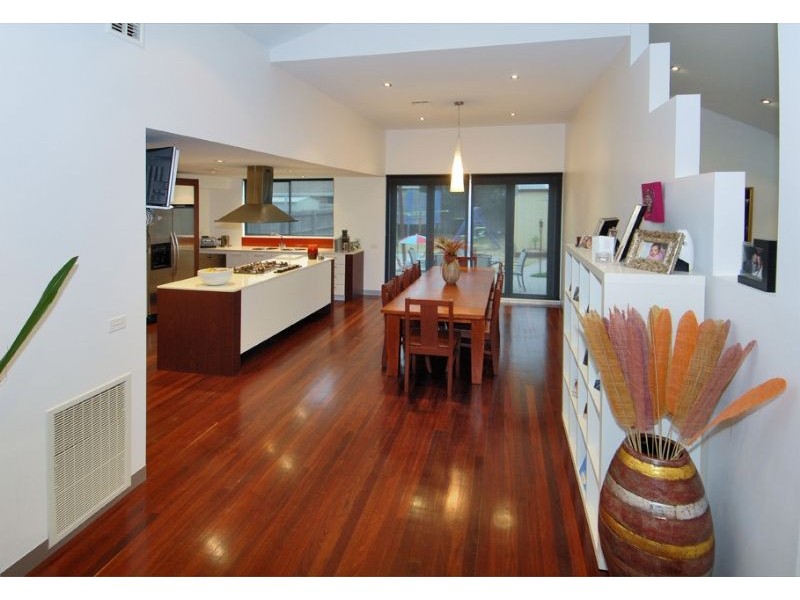 4 Booth Way, Taylors Lakes VIC 3038