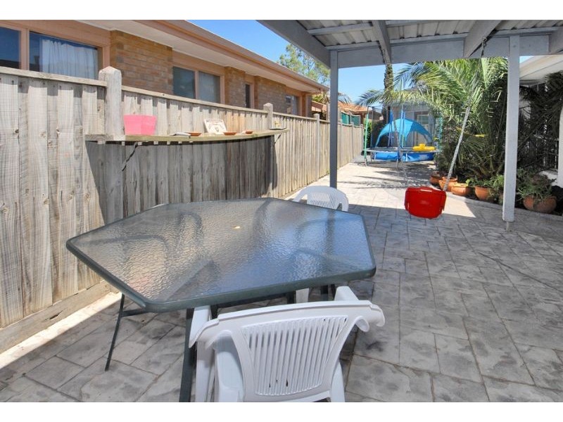 87 Saronvale Crescent, Hillside VIC 3037