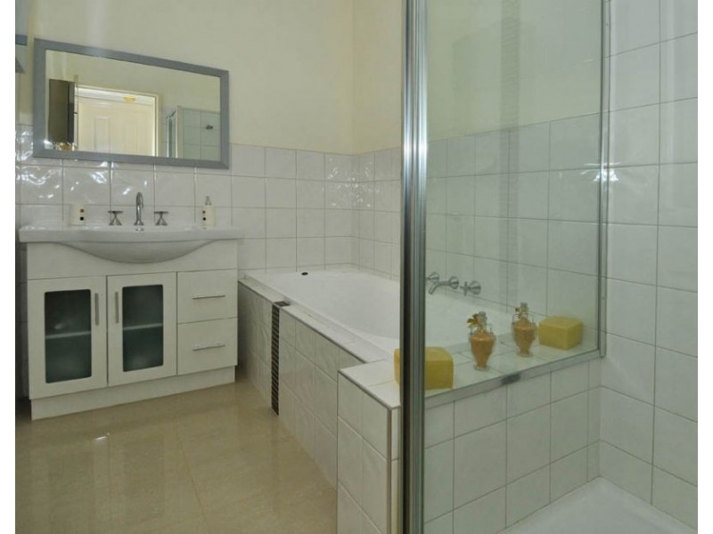 5A Nordic Avenue, Keilor Lodge VIC 3038