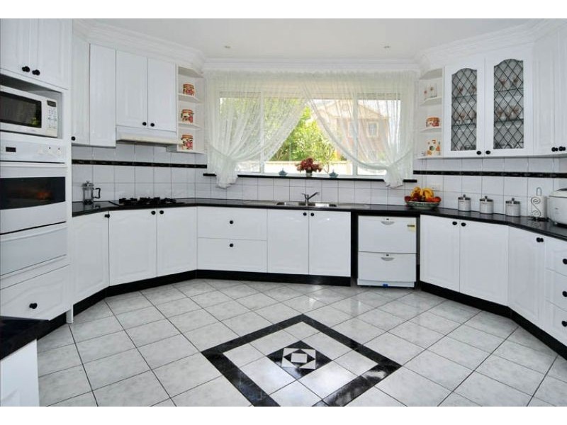 22 Imperial Court, Hillside VIC 3037