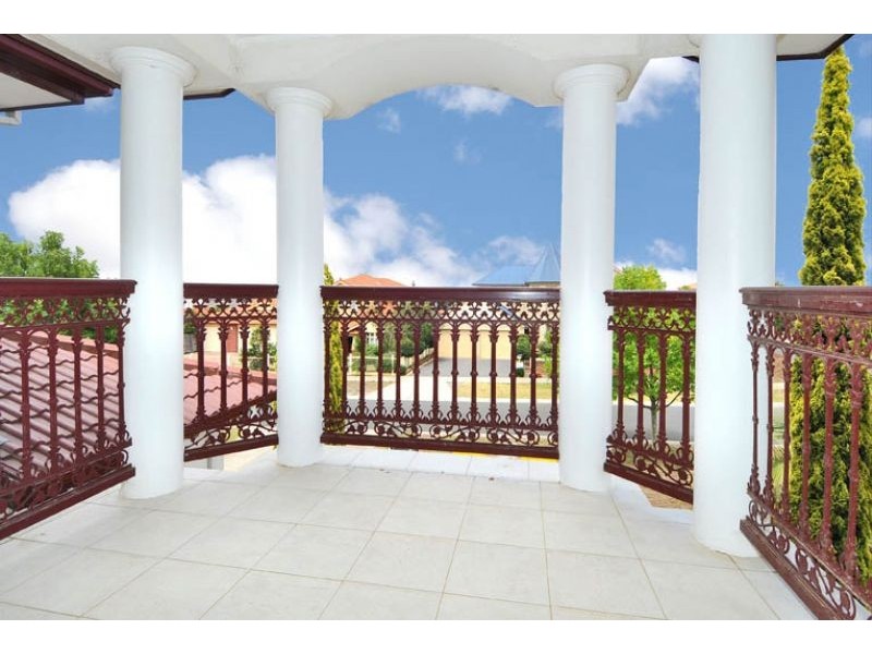 22 Imperial Court, Hillside VIC 3037