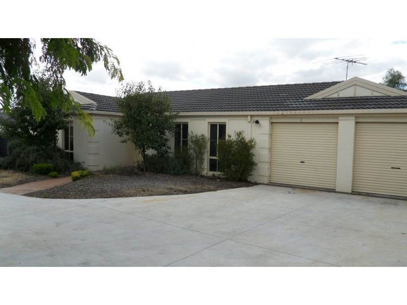 2/522 Melton Highway, Sydenham VIC 3037